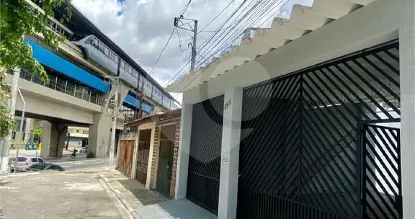Casa comercial à venda na Rua Nádia, 368, Vila Prudente, São Paulo