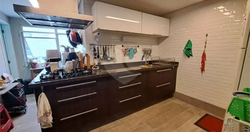 Apartamento com 3 quartos à venda na Rua Monte Alegre, 470, Perdizes, São Paulo