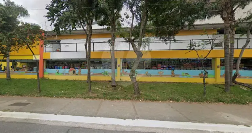 Prédio à venda na Avenida Luiz Dumont Villares, Parada Inglesa, São Paulo