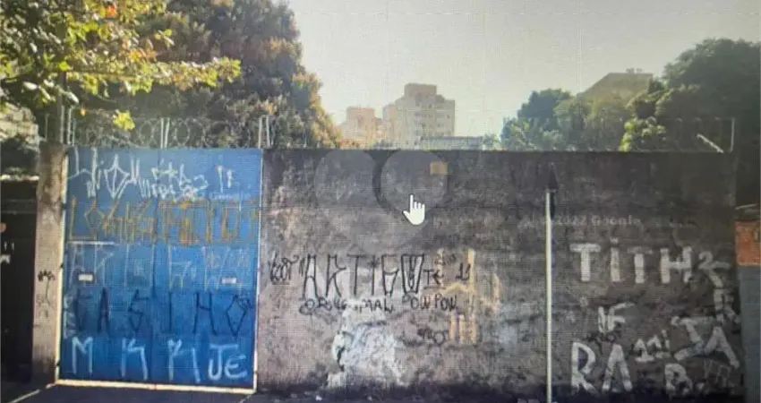 Terreno à venda na Rua Roberto de Lamenais, Pirituba, São Paulo