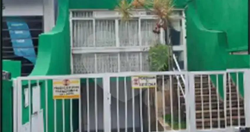 Casa com 9 quartos para alugar na Rua Humberto I, Vila Mariana, São Paulo