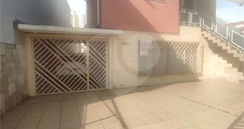 Casa com 2 quartos para alugar na Rua Nova dos Portugueses, 580, Santana, São Paulo