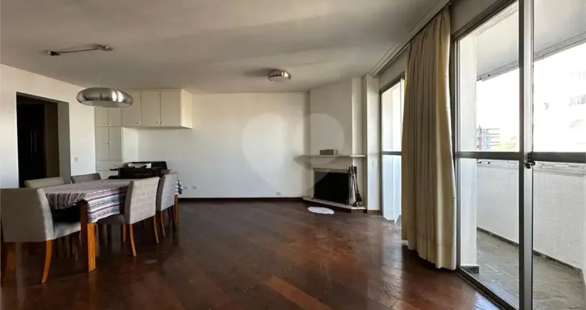 Apartamento com 3 quartos à venda na Rua Cajaíba, 410, Pompéia, São Paulo