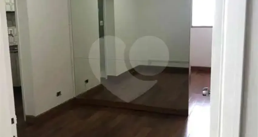 Apartamento com 1 quarto à venda na Rua Taguá, 305, Liberdade, São Paulo