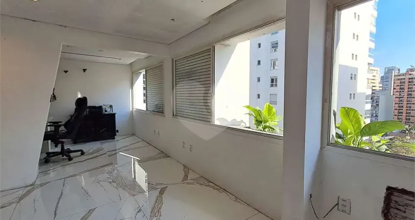 Apartamento com 3 quartos à venda na Rua Joaquim Antunes, 577, Pinheiros, São Paulo