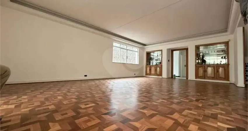 Casa com 3 quartos para alugar na Rua Dona Maria Carolina, 514, Jardim Europa, São Paulo