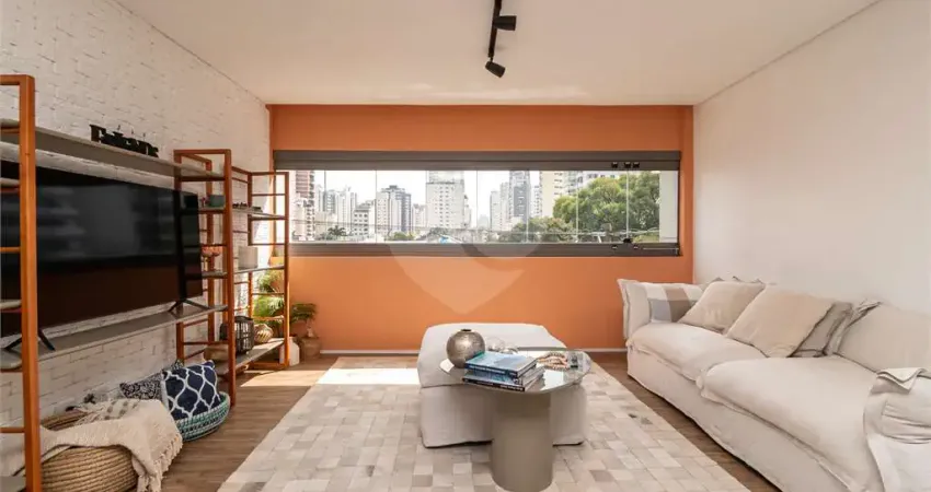 Apartamento com 2 quartos para alugar na Rua dos Pinheiros, 447, Pinheiros, São Paulo