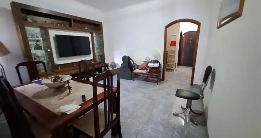 Casa com 3 quartos à venda na Rua Padre Vieira, 136, Pari, São Paulo