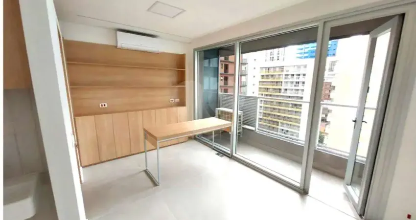 Sala comercial para alugar na Rua Cristiano Viana, Cerqueira César, São Paulo