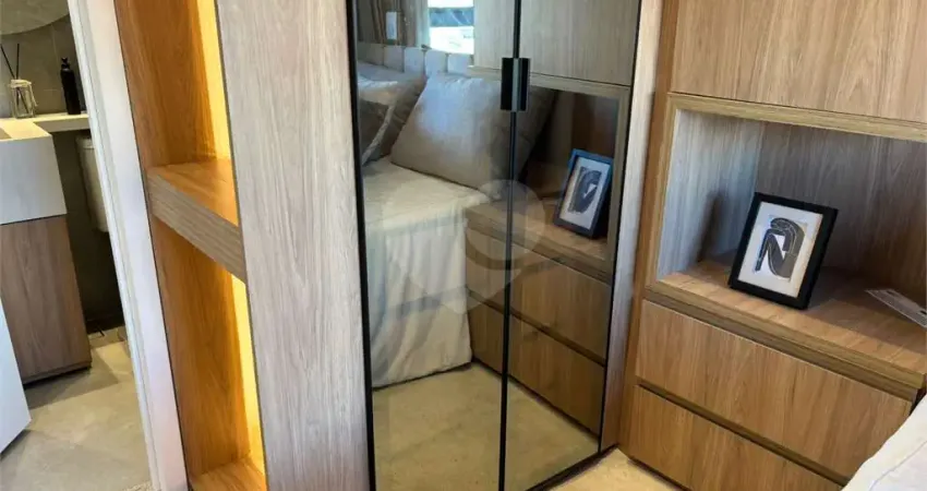 Apartamento com 2 quartos à venda na Rua Santo Irineu, 665, Saúde, São Paulo