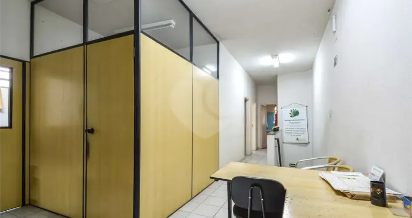 Prédio para alugar na Rua Aimberê, 300, Perdizes, São Paulo