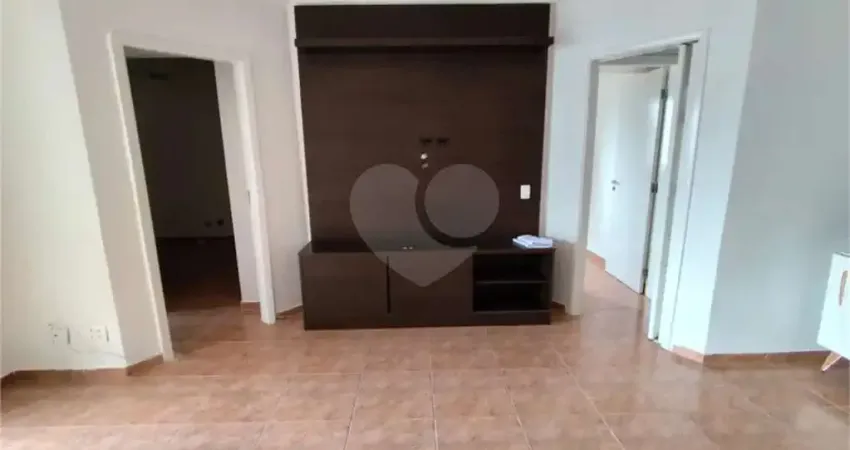 Apartamento com 3 quartos para alugar na Rua Raul Pompéia, 1061, Pompéia, São Paulo