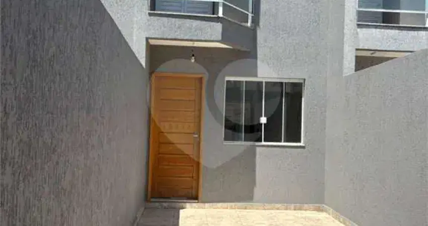 Casa com 2 quartos à venda no Parque Peruche, São Paulo