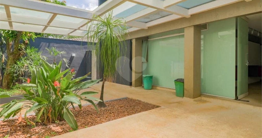 Casa com 3 quartos à venda na Rua Pau-Brasil, 536, Boaçava, São Paulo