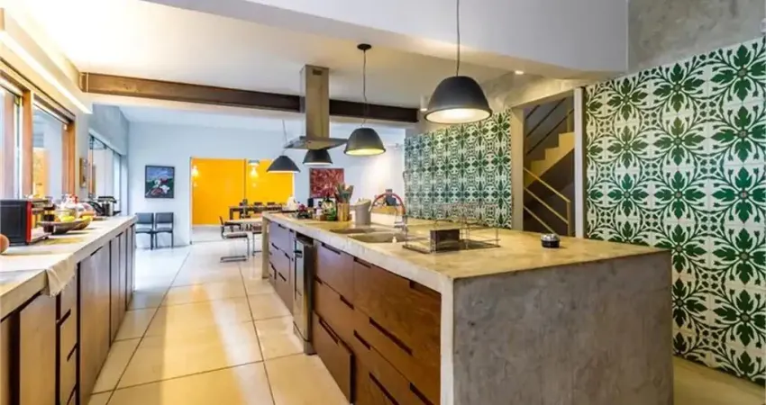 Casa com 4 quartos à venda na Rua Cardeal Cagliori, 52, Alto de Pinheiros, São Paulo