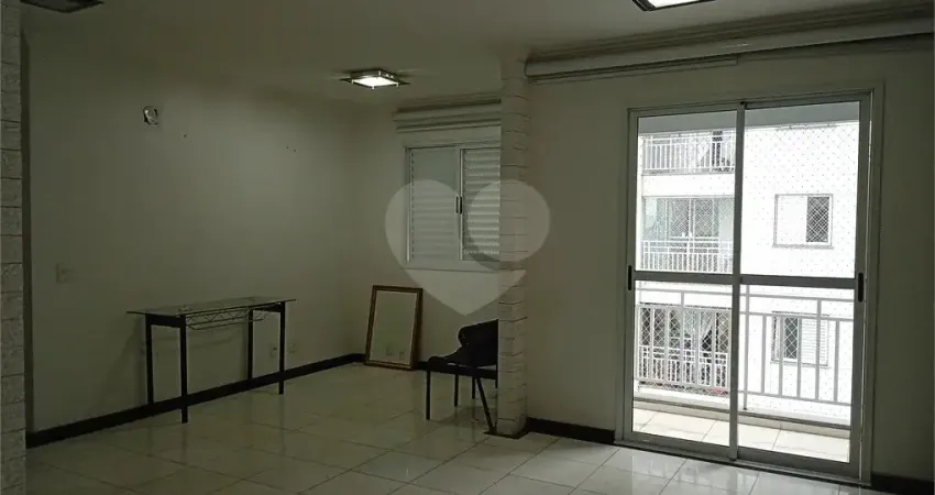Apartamento de 56 m² com Sala Ampliada - 2 dormitórios - 1 vaga - Parque Novo Mundo