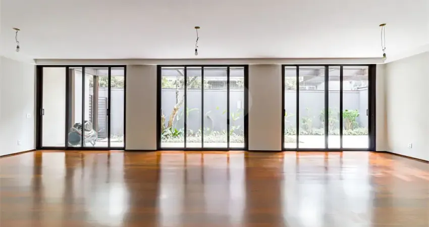 Casa com 4 quartos para alugar na Rua Iquitos, 66, Vila Madalena, São Paulo