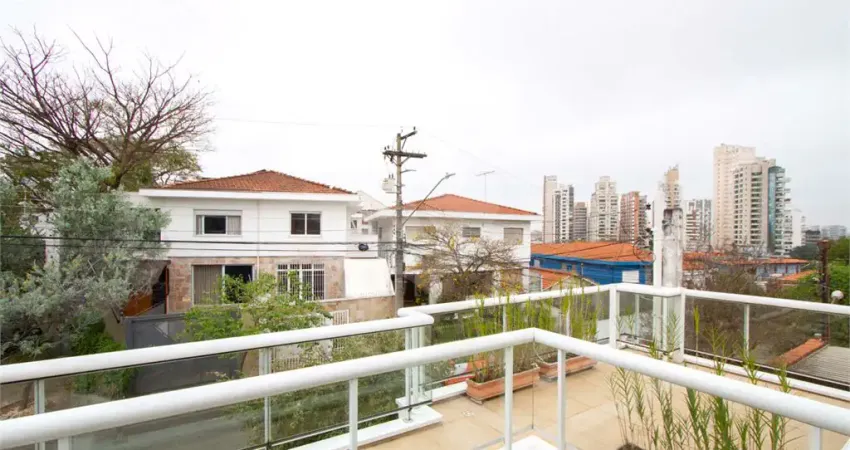 Lindo sobrado em excelente localização na Vila Madalena