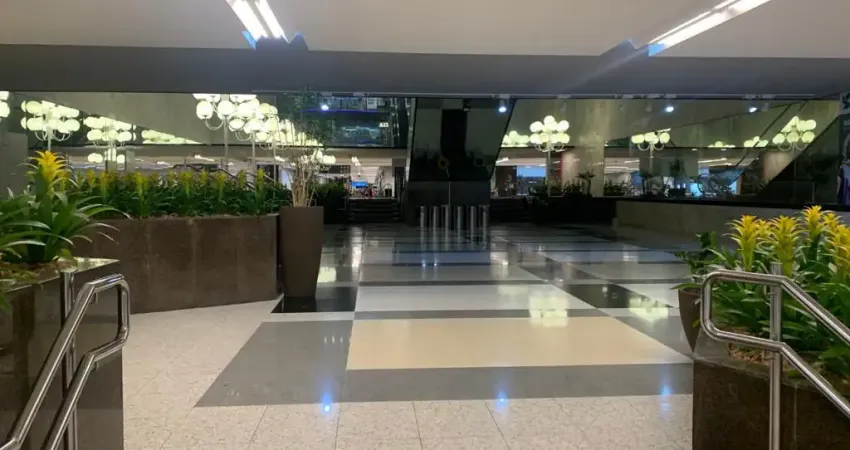 Sala comercial com 15 salas para alugar na Avenida Maria Coelho Aguiar, 215, Jardim São Luís, São Paulo