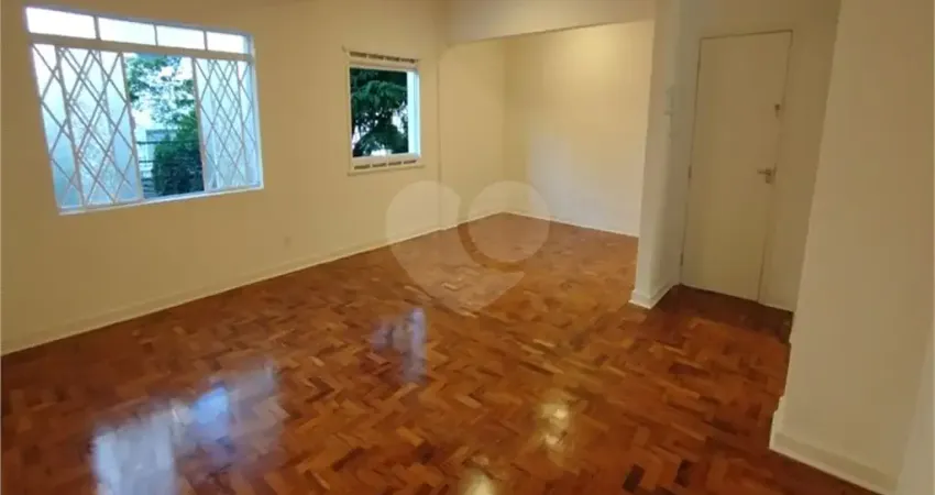 Apartamento com 3 quartos para alugar na Rua Caiubi, 474, Perdizes, São Paulo