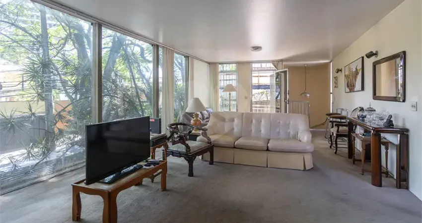 Casa térrea à venda no alto de pinheiros - com vista para praça