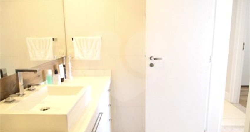 Apartamento com 2 quartos à venda na Rua Marc Chagall, 397, Água Branca, São Paulo