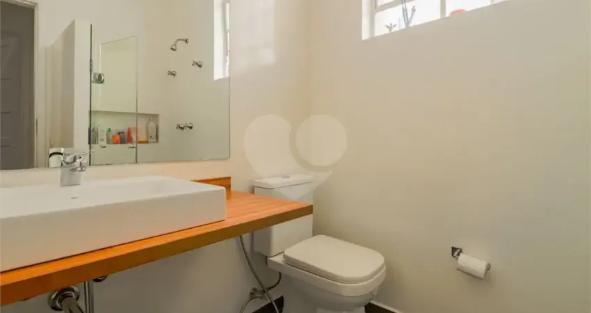 Casa em condomínio fechado com 3 quartos à venda na Rua Dona Germaine Burchard, 585, Água Branca, São Paulo