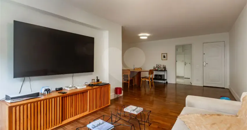 Apartamento com 3 quartos à venda na Rua Oscar Freire, 1546, Pinheiros, São Paulo