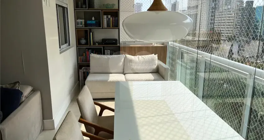 Apartamento com 76m², 2 quartos na Aclimação.