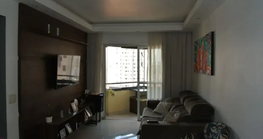 Apartamento com Suíte e 2 vagas - Santa Teresinha