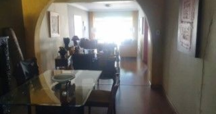 Sobrado - Butantã - 3 Quartos - 2 Vagas - Venda - 200m²