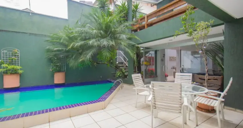Casa com 3 quartos à venda na Rua Pascoal Vita, Vila Madalena, São Paulo