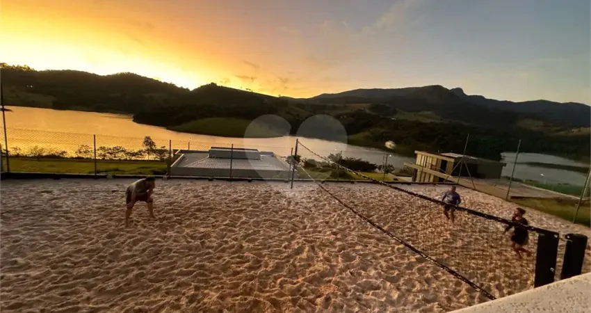 Casa de alto padrão à beira da represa em joanópolis/sp - maravilhosa!!!