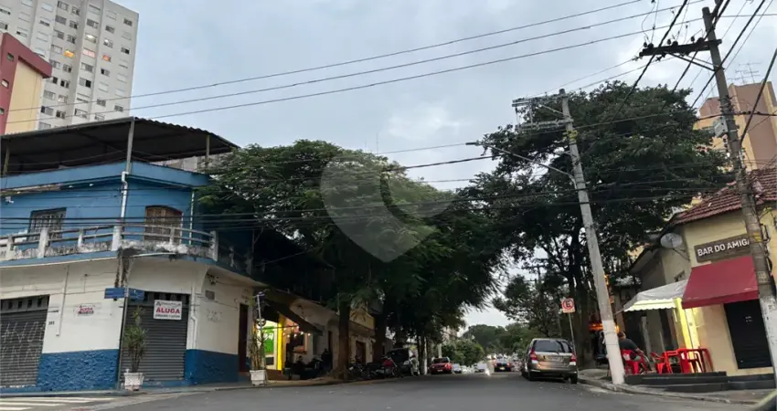 Sala comercial com 1 sala para alugar na Rua Itaici, Santa Teresinha, São Paulo