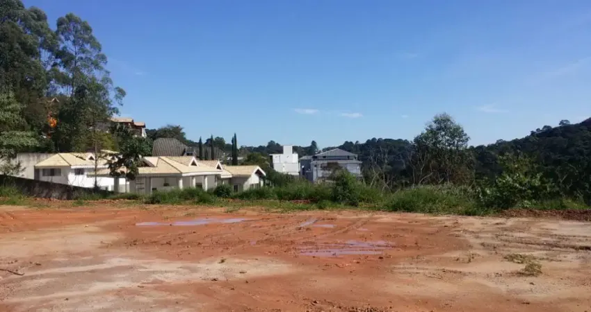 Terreno na Serra  da Cantareira com 1.150 m² Com Projeto Aprovado no melhor e mais segura Condomínio Fechado da Serra o Suíça da Cantareira!