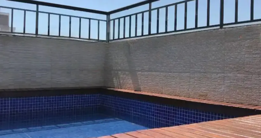 Cobertura Reformada com Piscina Privativa, 5 Vagas e Área Gourmet – 246 m² em Santana