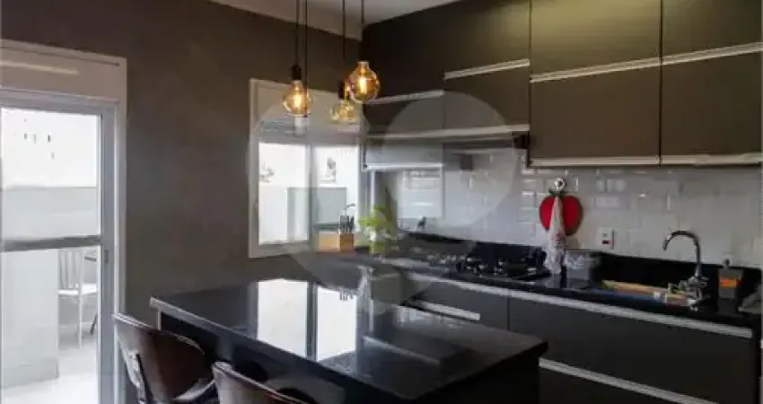 Apartamento duplex a venda ao lado do Metro  Guilhermina