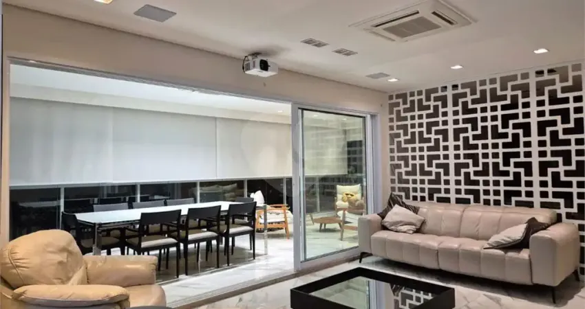 Belíssimo apartamento com 182m², acabamento impecável em Santana