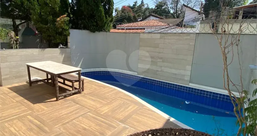 Casa com 4 quartos à venda na Rua Tenente Moura, Horto Florestal, São Paulo