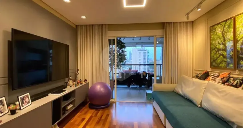 Apartamento com 3 quartos à venda na Rua Doutor Miranda de Azevedo, 1155, Vila Anglo Brasileira, São Paulo