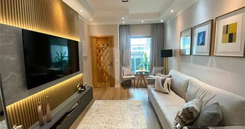 Casa com 3 quartos à venda na Rua Doutor Castro Ramos, 100, Vila Nivi, São Paulo