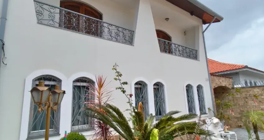 Casa com 3 quartos à venda na Rua Felício Tarabai, 243, Barro Branco (Zona Norte), São Paulo