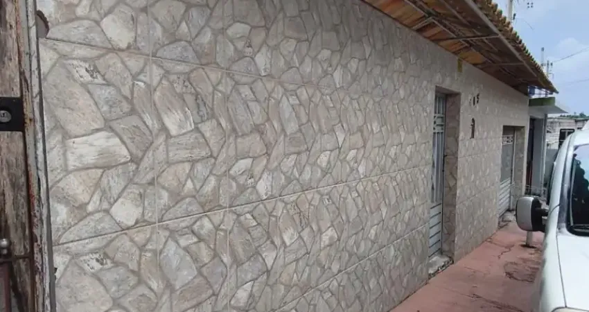 OPORTUNIDADE IMPERDÍVEL NO PERUCHE - TERRENO AMPLO DE 200m²