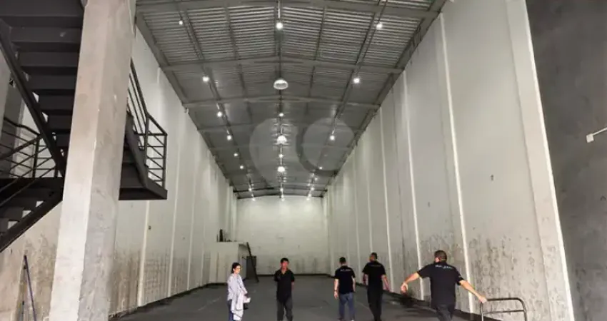 Galpão para aluguel com 550 m² em Vila Guilherme - São Paulo - SP