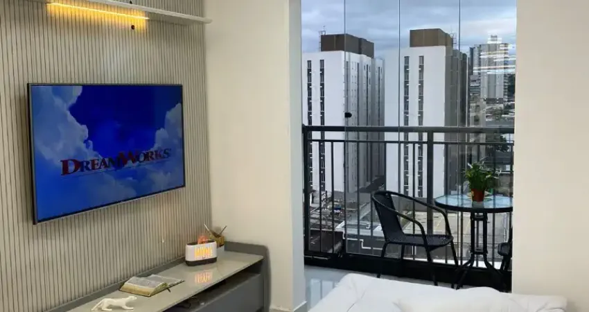 Apartamento c/50m² - 2 dormitórios, 1 suíte, banheiro social, 1 vaga e lazer completo.