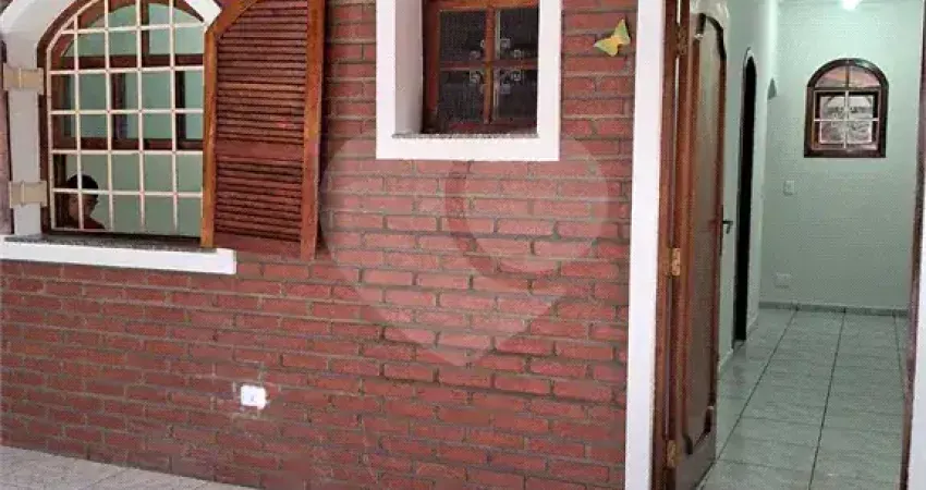 Casa com 3 quartos à venda na Rua Clementino, 44, Vila Vitório Mazzei, São Paulo