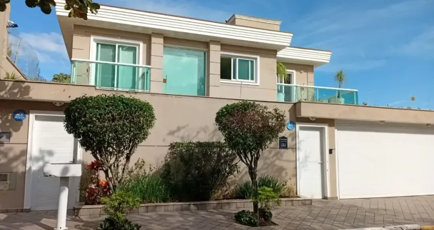Casa com 7 quartos à venda na Rua Ricardo Severo, 164, Jardim Virgínia, Guarujá