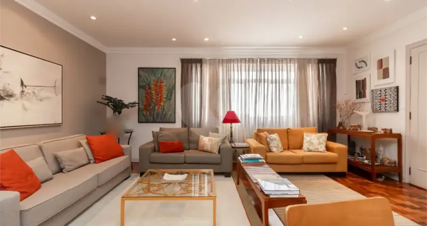 Apartamento à venda totalmente reformado em Santana