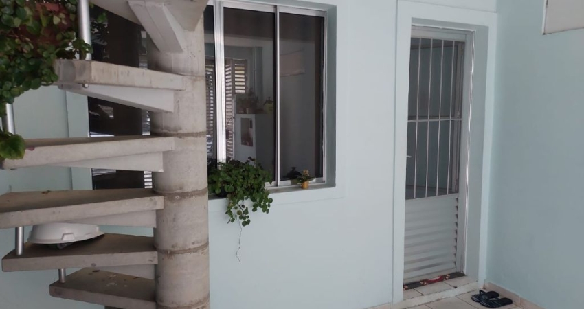 Sobrado 2 dormitórios 1 vaga bem localizado  bairro Imirim - São Paulo - SP