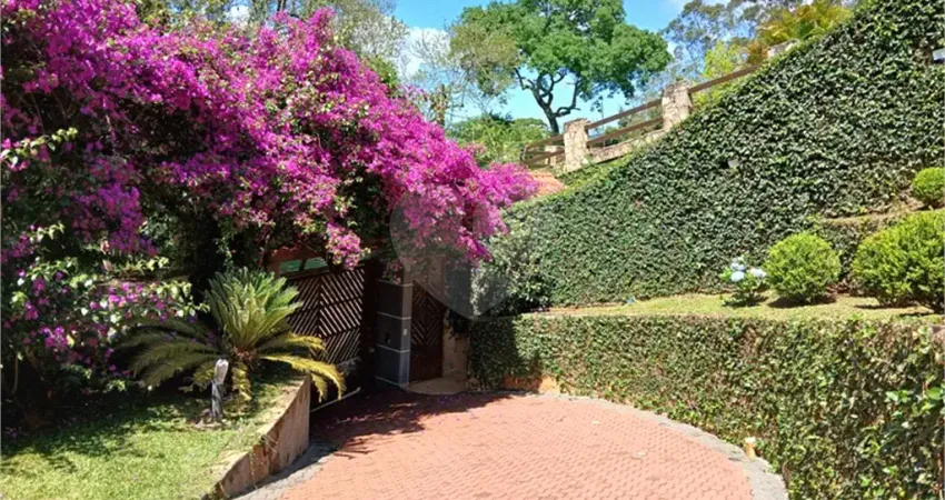 Se você busca um imóvel completo, com espaço generoso e estrutura de lazer privativa, esta é a oportunidade ideal!